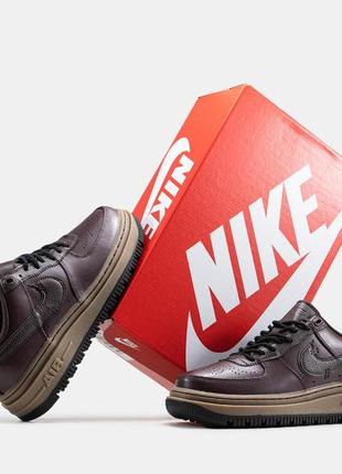 Чоловічі кросівки nike air force 1 luxe brown basalt