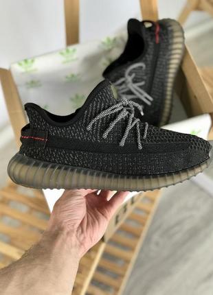 Женские кроссовки  adidas yeezy boost 350 v2 black (полный рефлектив)