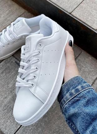 Чоловічі / жіночі кросівки  adidas stan smith white silver logo