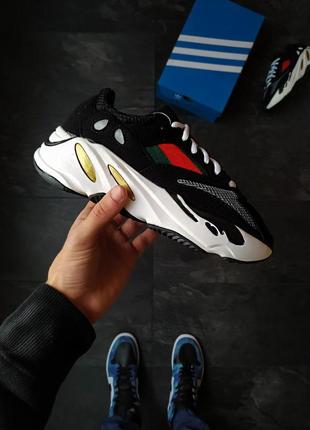 Женские кроссовки  adidas yeezy boost 700 v1 black white red1 фото