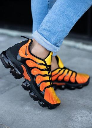 Мужские кроссовки  nike vapor max plus orange