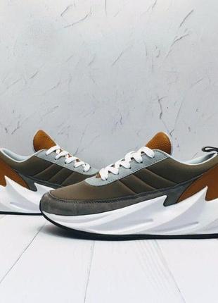 Чоловічі / жіночі кросівки  adidas shark brown white4 фото