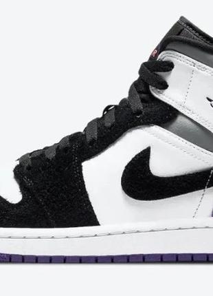 Жіночі кросівки nike air jordan 1 retro mid purple 36