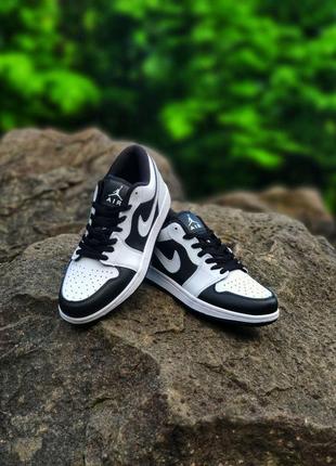 nike air jordan retro 1 low white