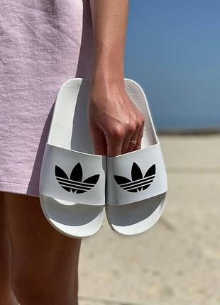 Шльопанці жіночі  adidas white black logo