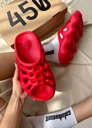 Мужские и женские кроссовки  adidas yeezy 450 slide ‘red’