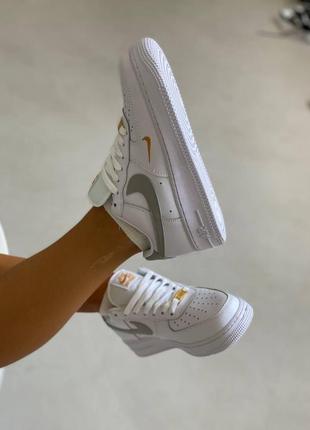 Женские кроссовки  nike air force 1 white grey logo