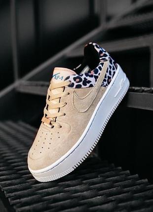 Жіночі кросівки nike air force 1 sage premium leopard2 фото