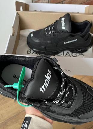 Женские кроссовки  balenciaga triple s clear sole black v25 фото