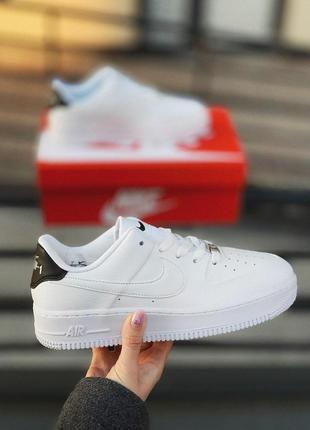 Женские кроссовки  nike air force 1 black white 2.06 фото