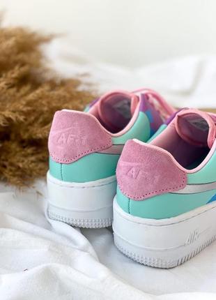 Жіночі кросівки nike air force 1 sage pink white5 фото