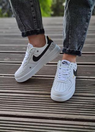 Мужские кроссовки  nike air force 1 white black logo6 фото