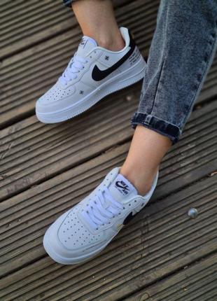 Мужские кроссовки  nike air force 1 white black logo3 фото