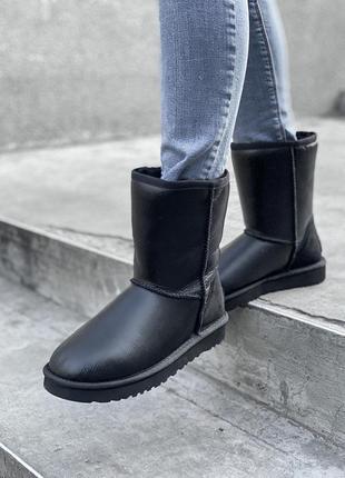 Ugg classic short! жіночі шкіряні зимові уггі/ чоботи/ черевики/ місяцеходи 😍{із хутром}