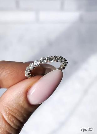 Серебряное кольцо с камнями по кругу3 фото