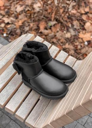 Красивые кожаные зимние сапоги ugg mini в черном цвете /осень/зима/весна😍5 фото