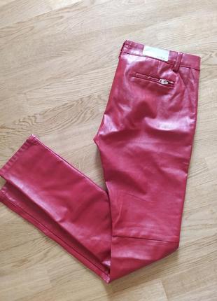 Красные кожаные штаны кожзам4 фото