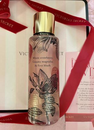 Victoria's secret blushing berry magnolia оригинал4 фото