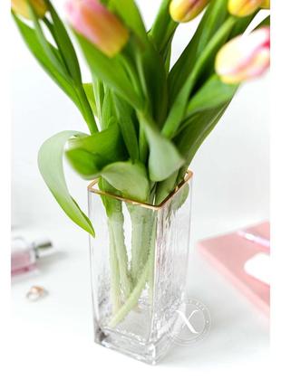 Стеклянная прозрачная ваза для цветов1 фото