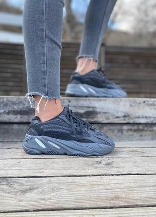 adidas Semi yeezy boost 700 v2 vanta leather black white3 фото