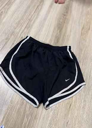 Шорти nike