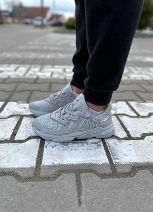 Чоловічі кросівки adidas ozweego grey