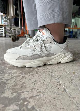 Жіночі кросівки adidas ozweego light beige