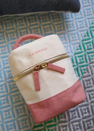 Косметичка від clarins