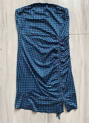 Платье в клетку бондо с разрезом сборкой платья