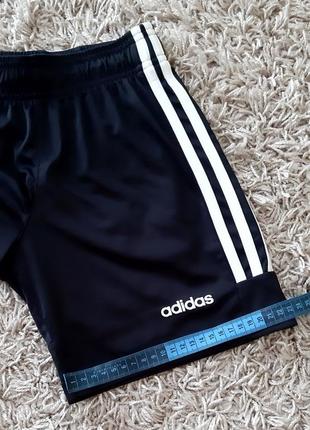 Спортивные футбольные шорты adidas 134-140 размера.7 фото