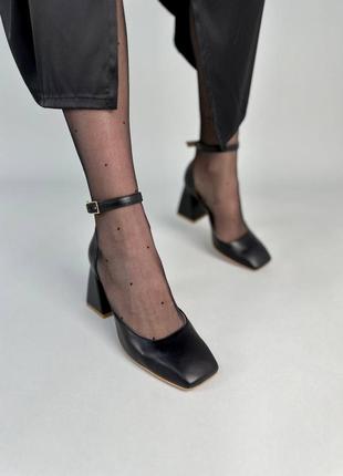 Классические черные туфли на каблуке 8 см с ремешком квадратный носик большемерят