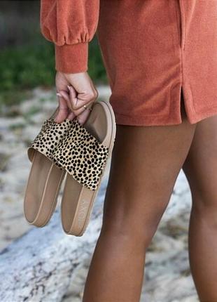 Пляжні шльопки, шльопанці доя басейну roxy 40 -41 розмір6 фото