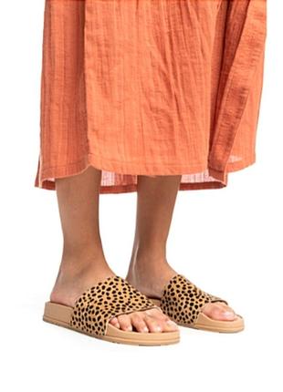 Пляжні шльопки, шльопанці доя басейну roxy 40 -41 розмір7 фото