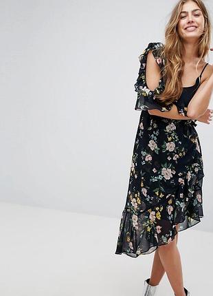 Платье bershka