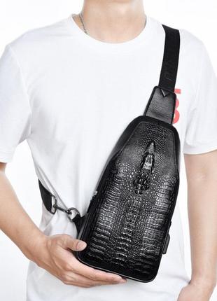 Мужская  стильная сумка-бананка рюкзак слинг на грудь с крокодилом4 фото