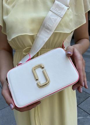 Женская белая сумка с красной полоской logo из экокожи люксового качества украиной