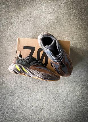 Мужские и женские кроссовки   adidas yeezy boost 700 v1  адидас изи буст7 фото