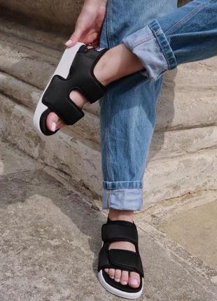 Босоножки женские  adidas adilette sandal black white1 фото