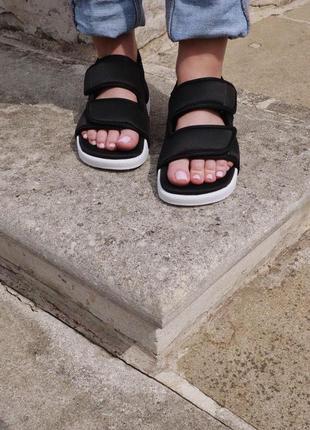 Босоножки женские  adidas adilette sandal black white2 фото
