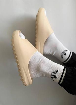 Шлепанцы женские  adidas yeezy slide  адидас изи слайды2 фото