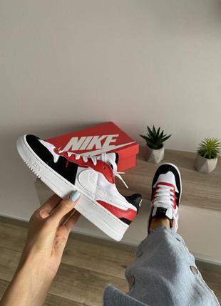Женские кроссовки nike3 фото