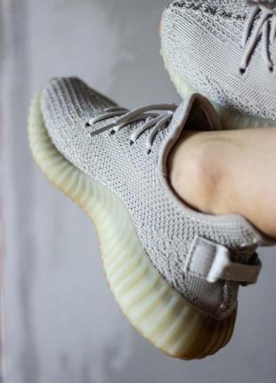 Мужские и женские кроссовки  adidas yeezy boost 350 v2 sesame4 фото