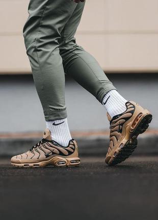 Чоловічі кросівки  nike air max plus tn brown