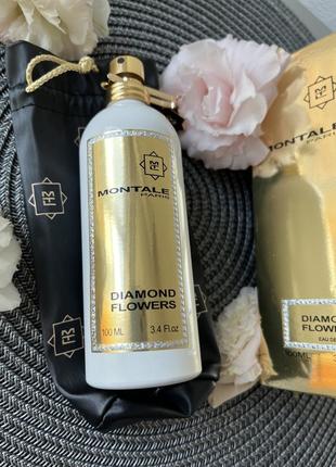 Diamond flowers montale