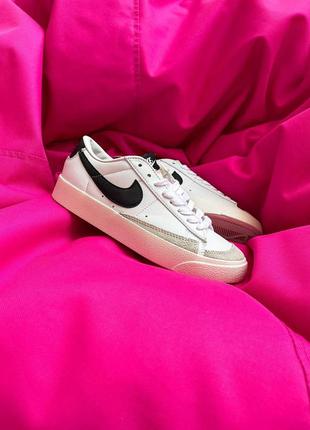 Кроссовки женские  nike blazer