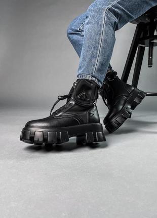 Женские ботинки prada leather boots nylon pouch black 3 прада сапоги10 фото