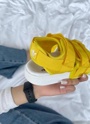 Босоножки женские  adidas sandals yellow white2 фото