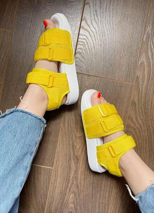 Босоножки женские  adidas sandals yellow white8 фото