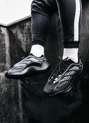 Мужские и женские кроссовки  adidas yeezy boost 700 v2 black3 фото