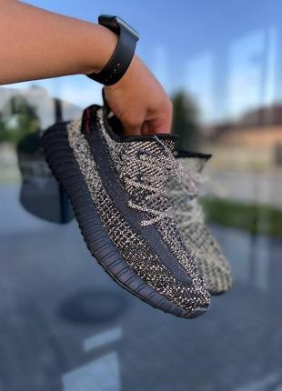 Мужские кроссовки  adidas yeezy boost 350 v2 black static  full reflective2 фото